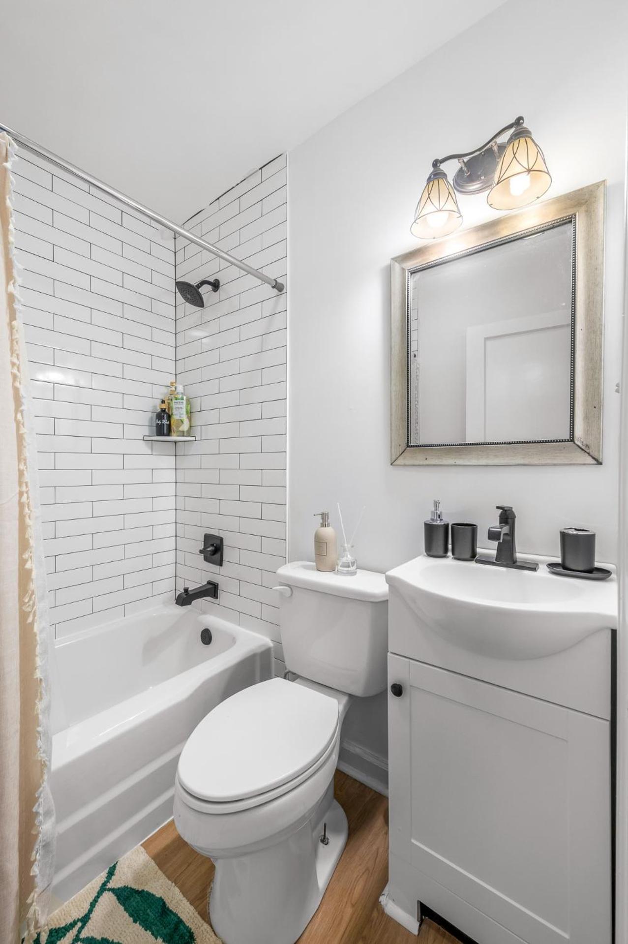Southern Charm Getaway- 3Br In Park Circle Charleston Exterior foto